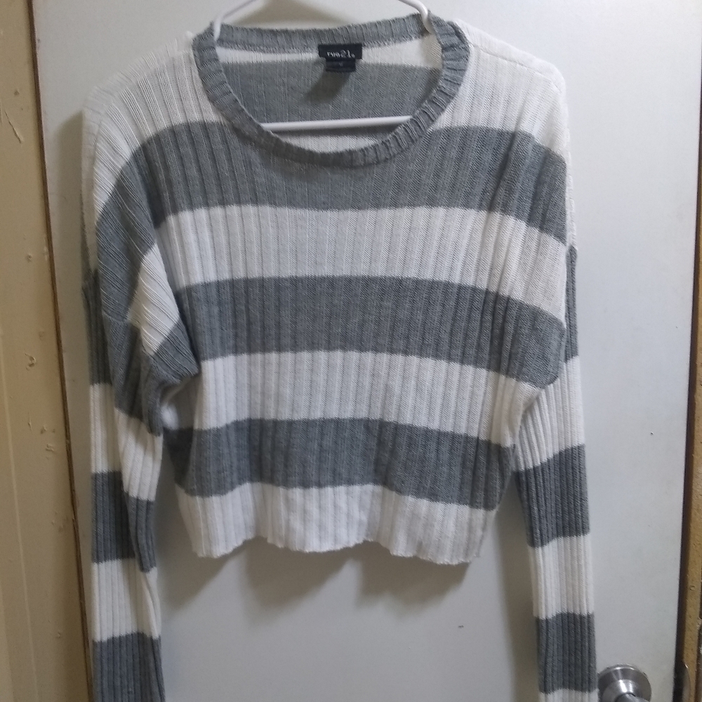 Knitted shirt